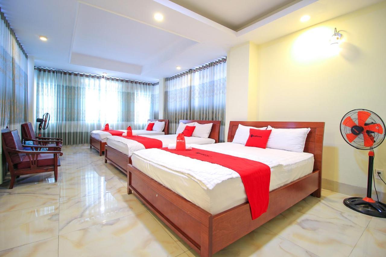 Reddoorz Plus @ Dong Den Street Otel Ho Şi Min Dış mekan fotoğraf