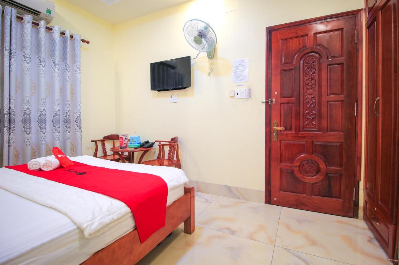 Reddoorz Plus @ Dong Den Street Otel Ho Şi Min Dış mekan fotoğraf